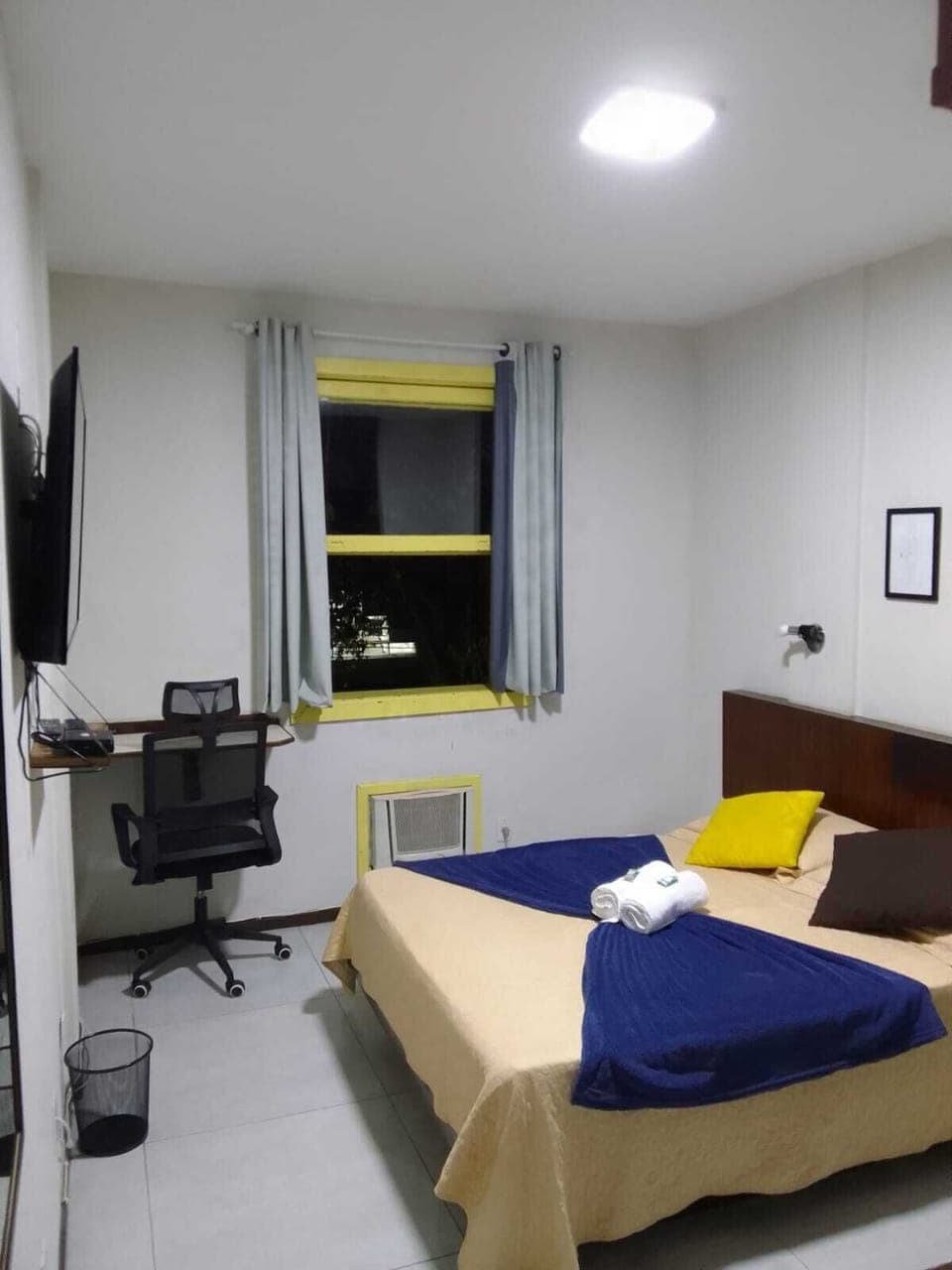 Basic Single Room, Courtyard View | Free WiFi, bed sheets