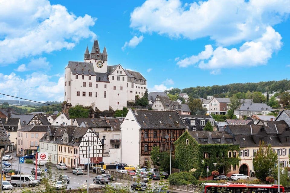 Surroundings [summer] (1-5 km)