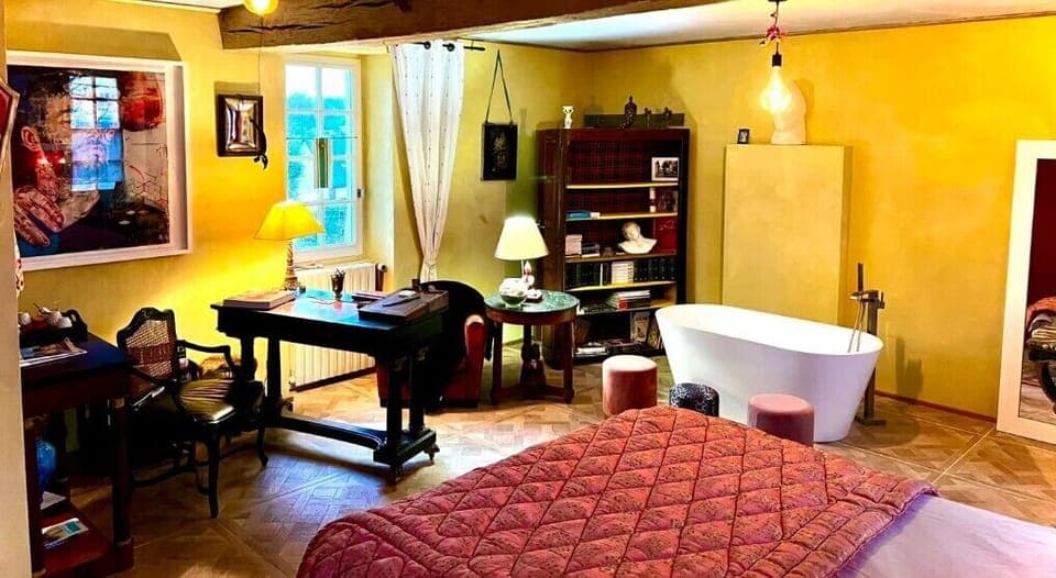 Classic Room, Garden View | Free WiFi