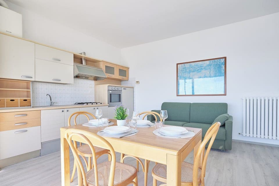 Apartment (1 Bedroom) | Interior