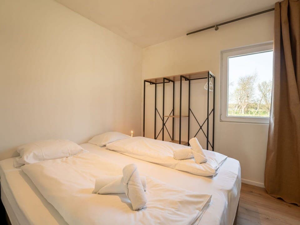 Wood, Floor, Flooring, Bedroom, Bed, Bedding, Bed Frame, Wood Stain, Bed Sheet, Hardwood