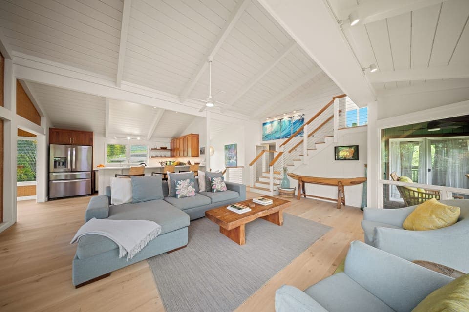 Plenty of seating area