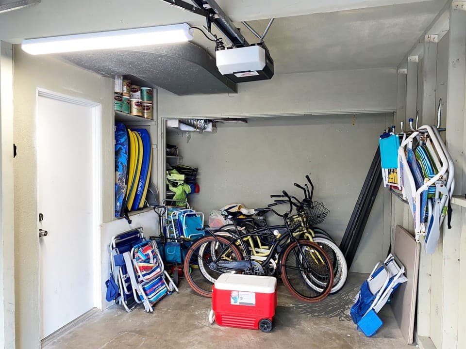 Surf view property offers four bikes, boogie boards, beach chairs, umbrellas, and beach toys!