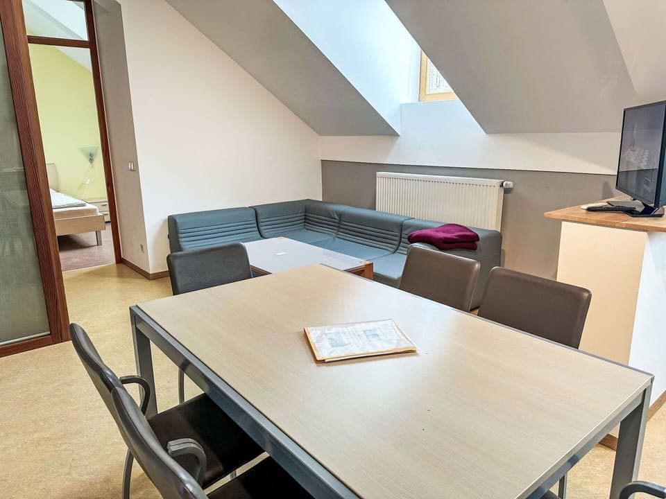 Swimming Pool, Composite Material, Apartment, Condominium, Villa, Landscaping, Resort, Hotel, Balcony, Eco Hotel