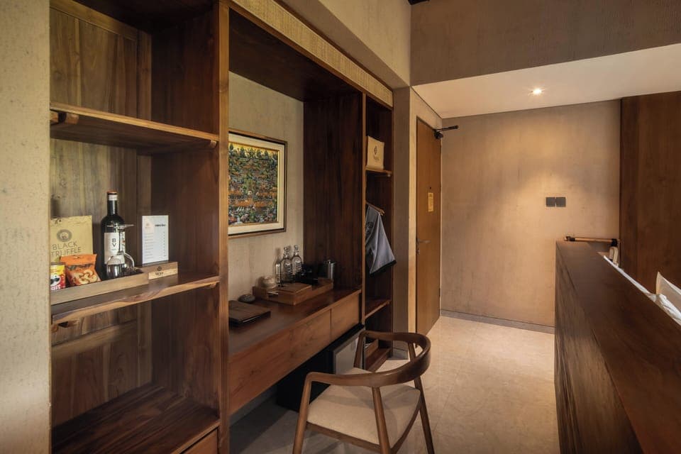 1 Bedroom Villa with Private Pool | Minibar, blackout drapes, free WiFi, bed sheets