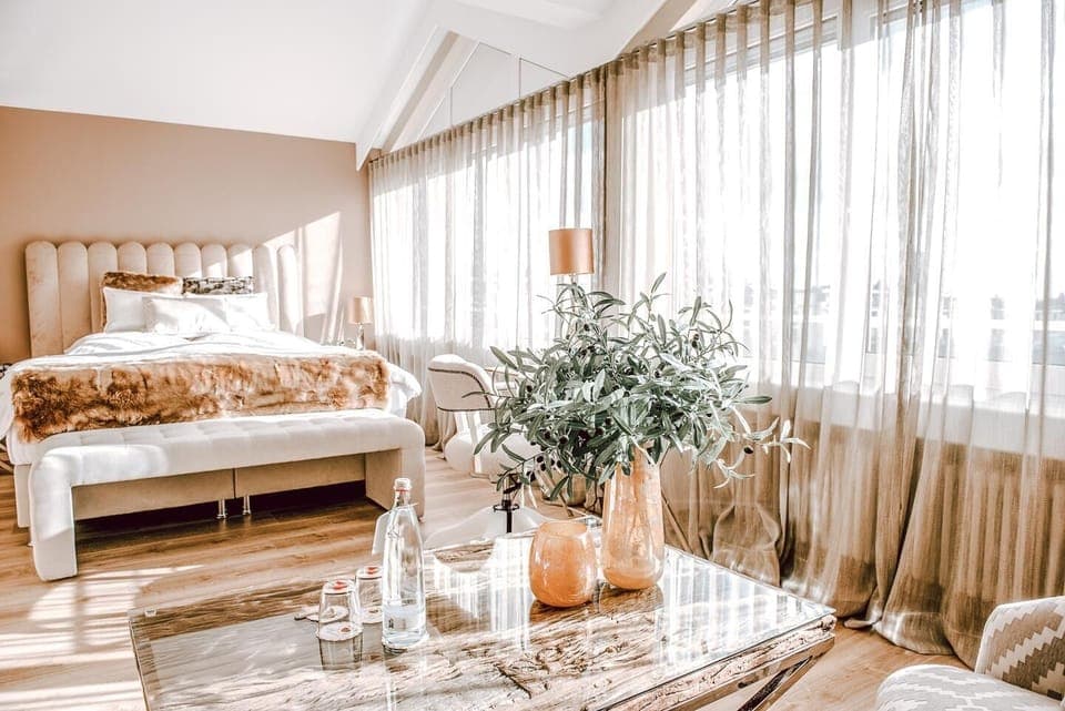 Design Double Room | Premium bedding, desk, blackout drapes, soundproofing