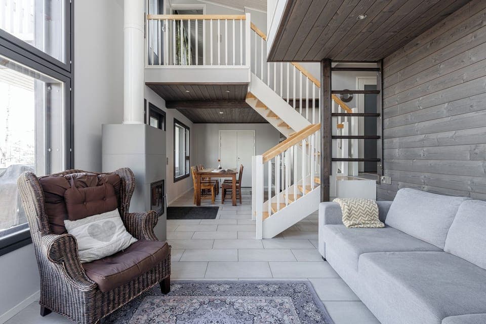 Superior Duplex, Multiple Beds, Partial Lake View, Slope side | Living room