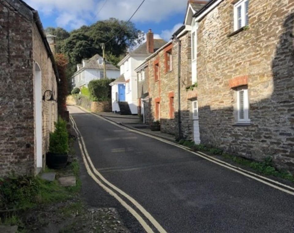 View of High Street where The Cottage holiday cottage in, Padstow, North Cornwall is located.