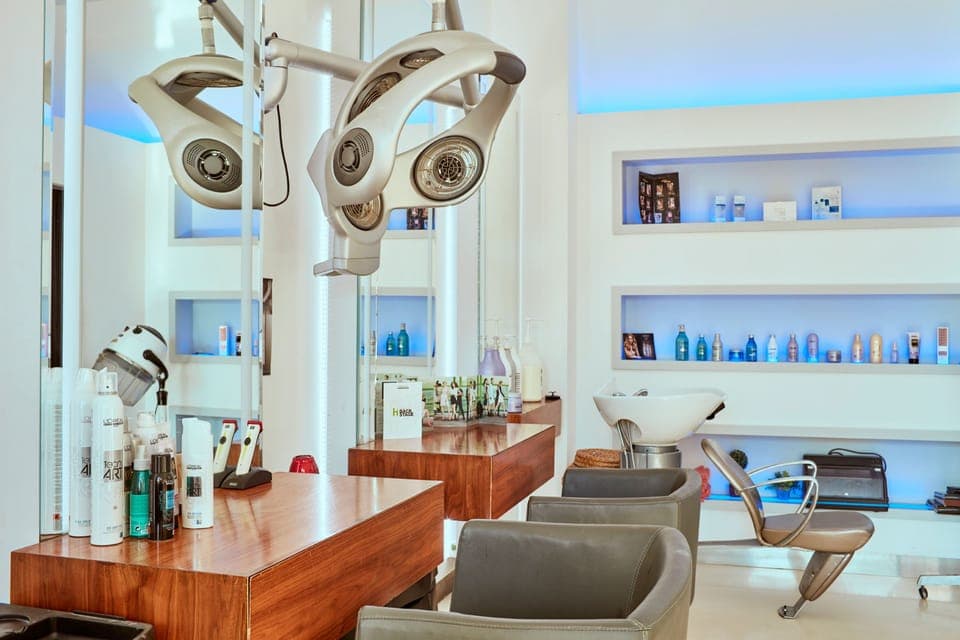 Hair salon