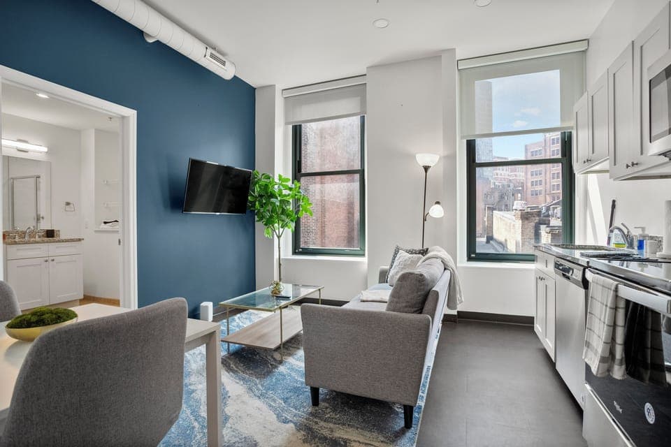 Deluxe Apartment, 1 Queen Bed, Non Smoking | Living area | 43-inch Smart TV with digital channels, Netflix, Hulu