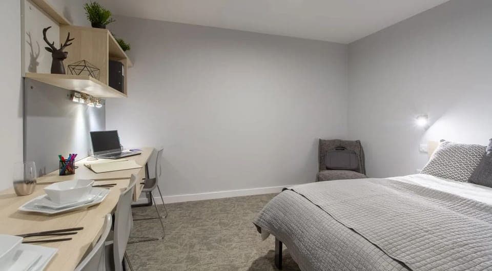 Studio, Non Smoking | Blackout drapes, free WiFi