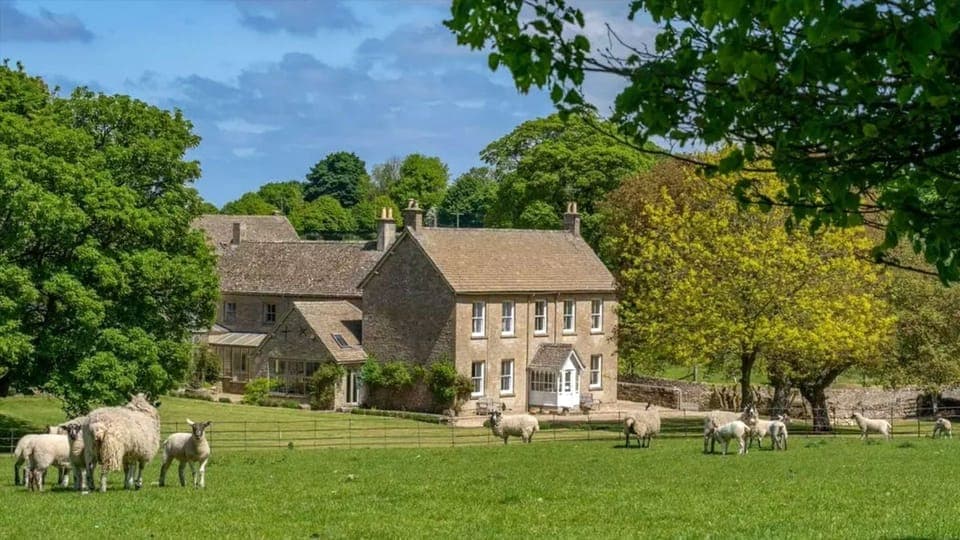 Grand, spacious and surrounded by glorious Cotswold scenery.