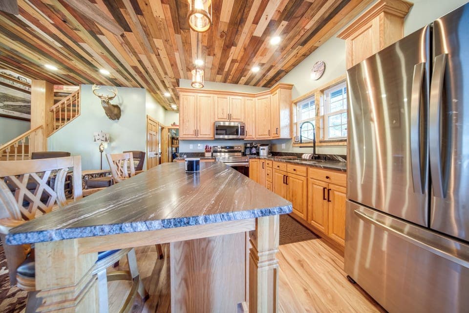 House (4 Bedrooms) | Interior