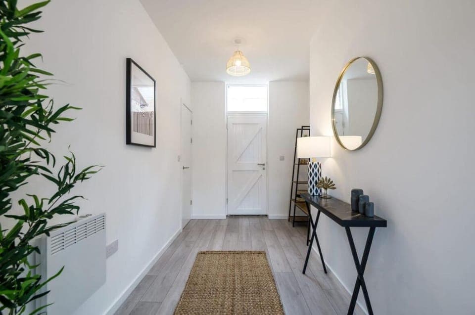 House, 4 Bedrooms | 4 bedrooms, iron/ironing board, free WiFi