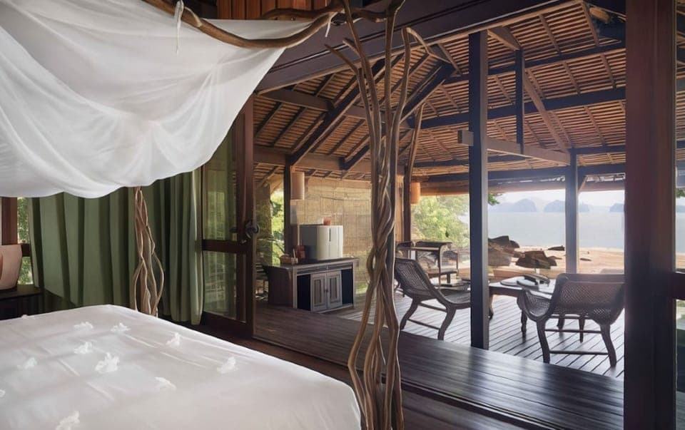 Family Double Room, Beachfront | Minibar, in-room safe, free WiFi, bed sheets