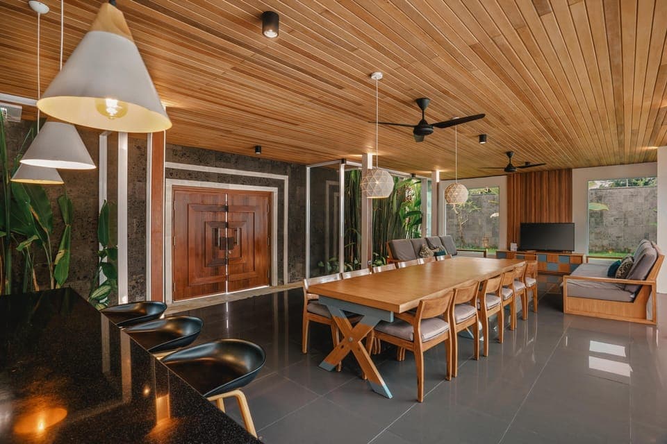 Premier Villa, 6 Bedrooms, Pool View | Private kitchen