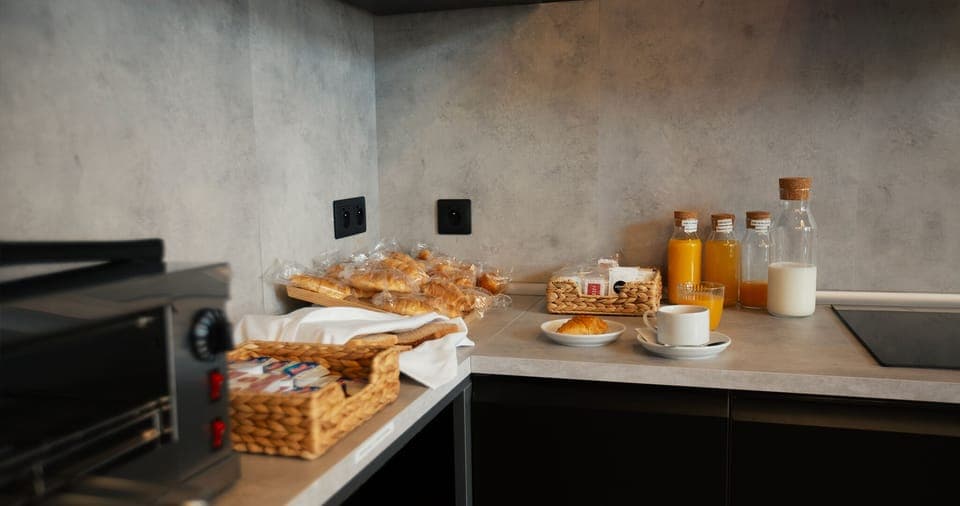 Daily self-serve breakfast (EUR 3.5 per person)