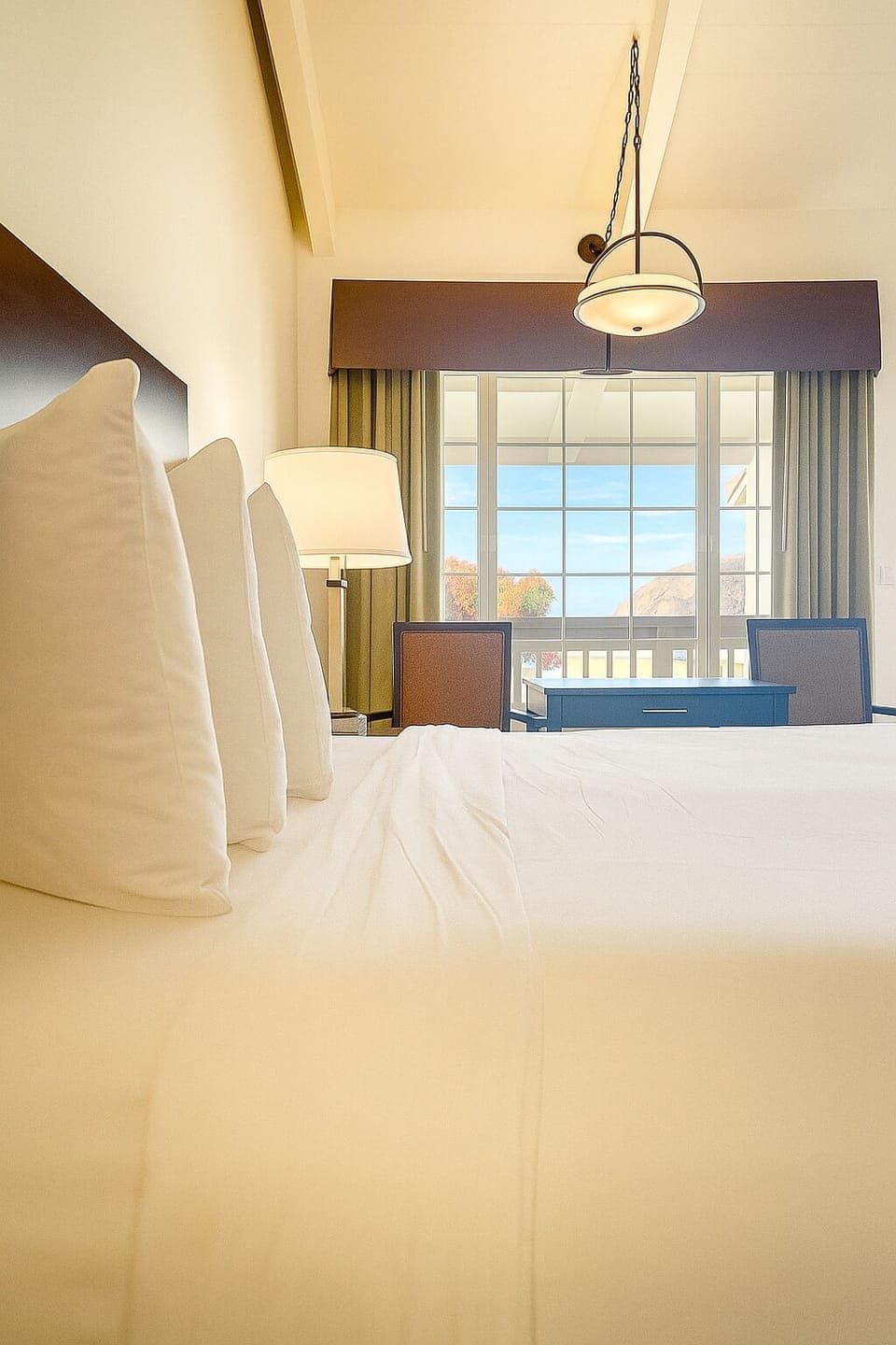 Superior Room, 1 King Bed, Landmark View | 1 bedroom, desk, blackout drapes, iron/ironing board