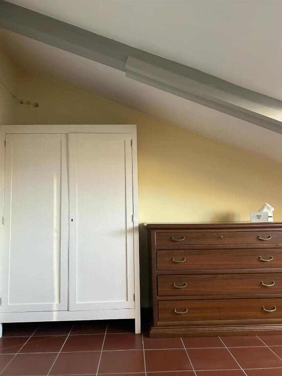 Triple Room, Non Smoking, Kitchenette | Free WiFi, bed sheets