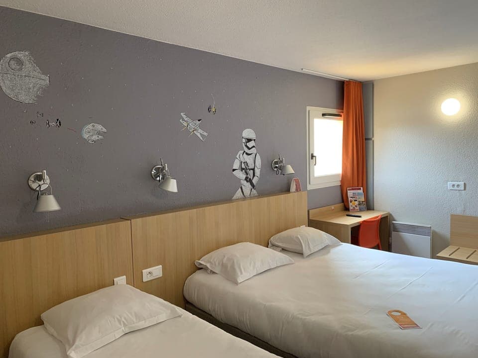 Desk, free WiFi, bed sheets