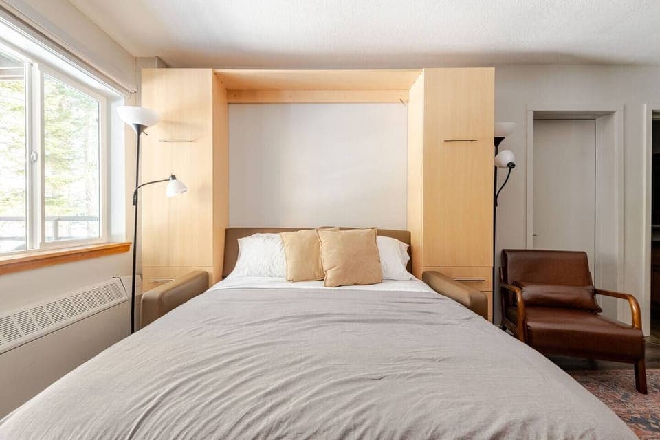 Guests love the versatility of this space—especially the bed that effortlessly transforms into a comfy couch for lounging or movie nights!