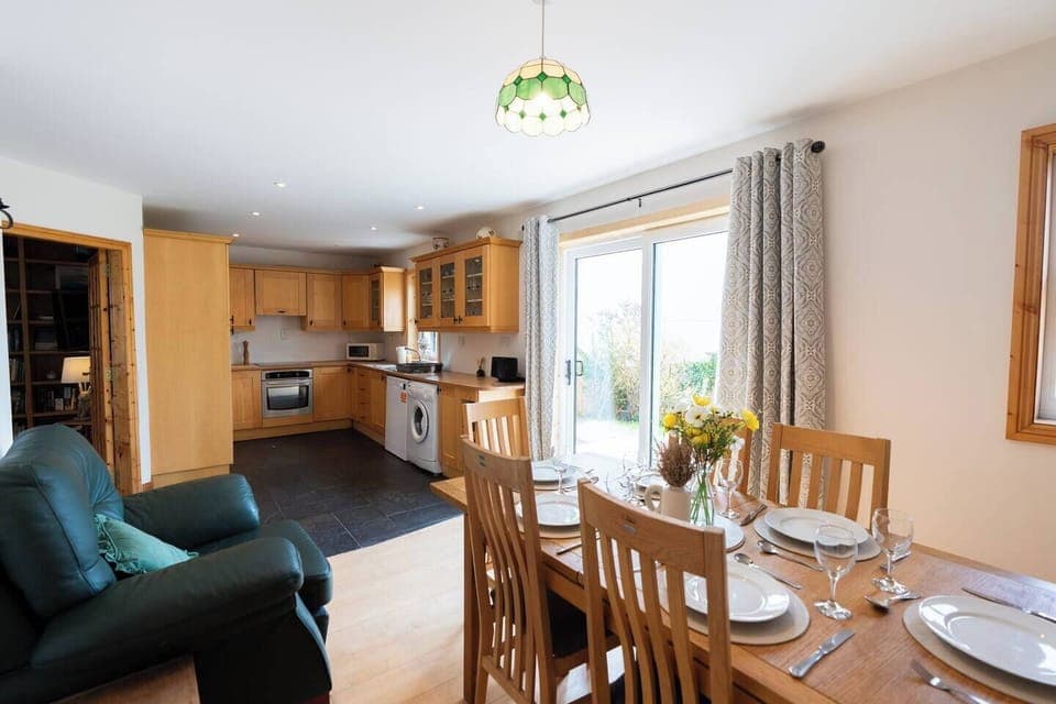 bce5723b-bcf9-4f87-9d8e-79306861aec4