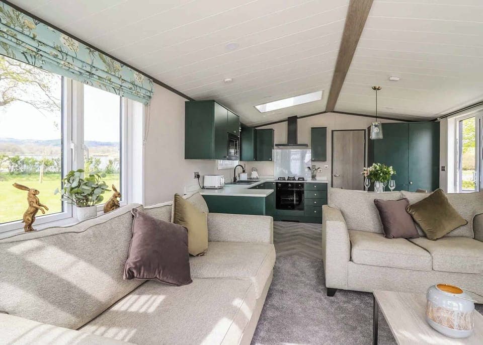 Hares Meadow - Meadow Springs Country & Leisure Park, Caersws