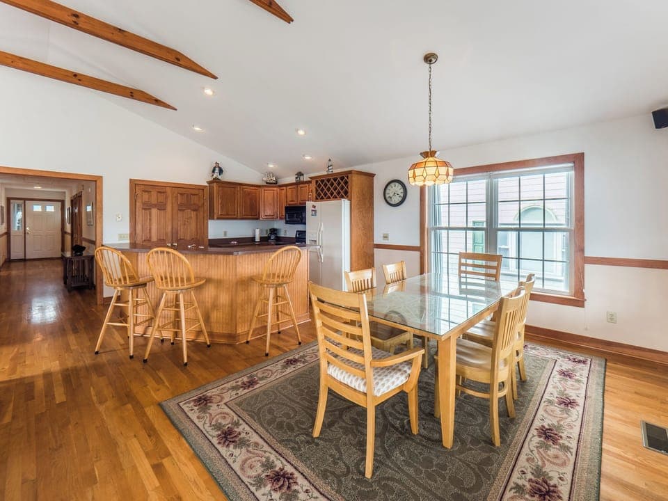 Studio (4 Bedrooms) | Property amenity