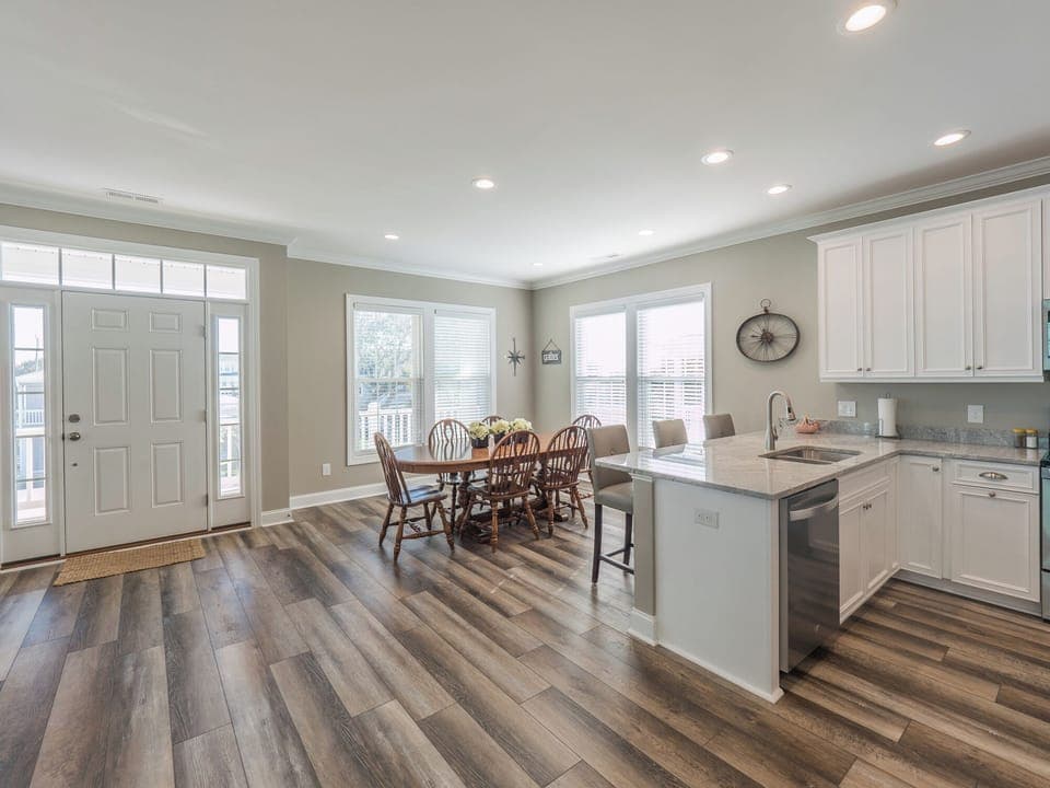 Studio (3 Bedrooms) | Property amenity