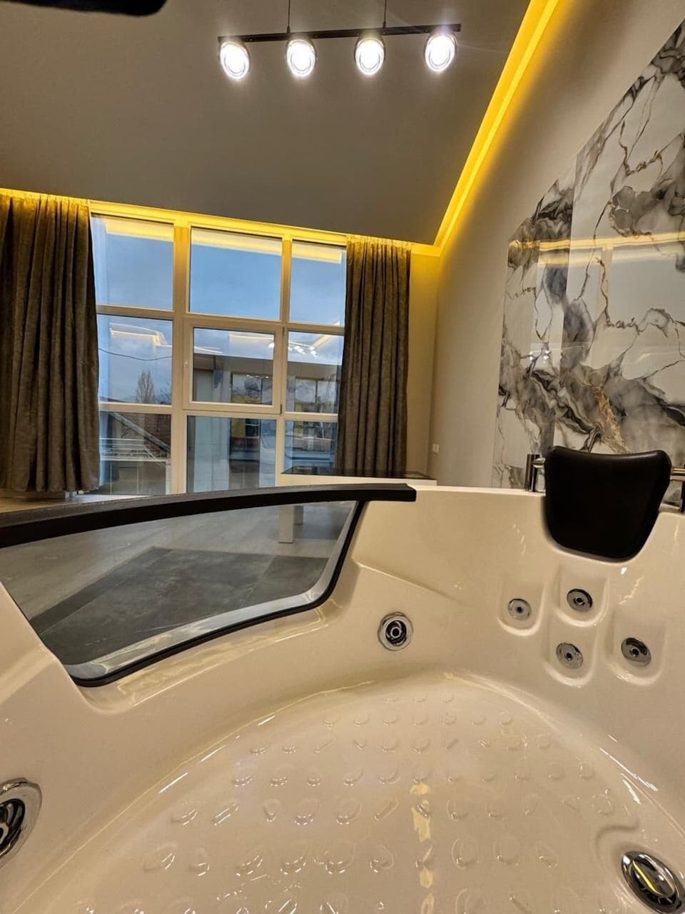 Deluxe Double Room | Premium bedding, down comforters, in-room safe, individually decorated