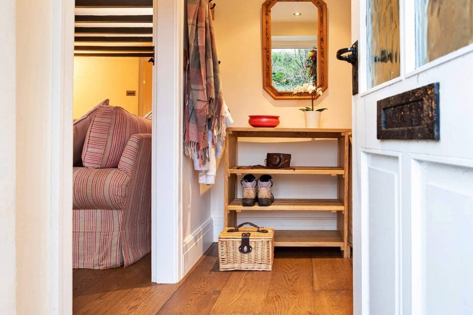 Entrance / Reception