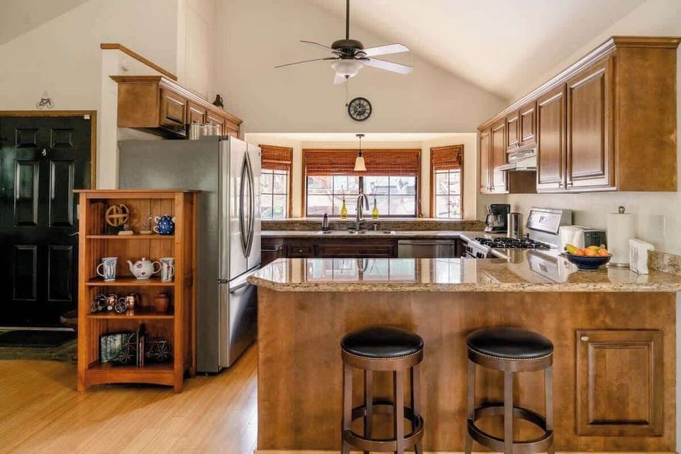 Entertainer's kitchen, bamboo flooring throughout living level.