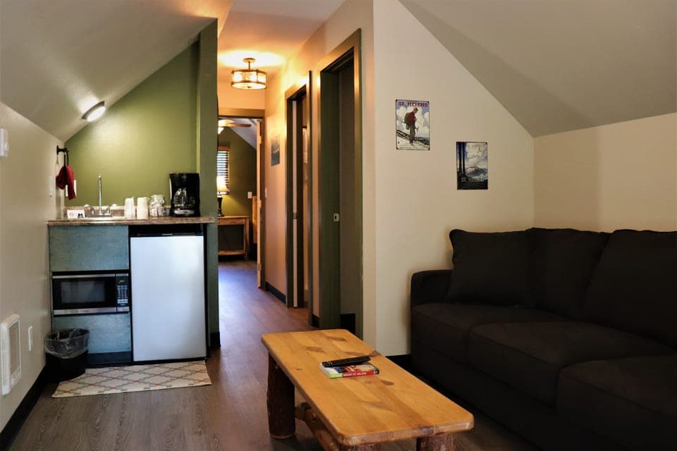 Unit 1 | Living area | TV