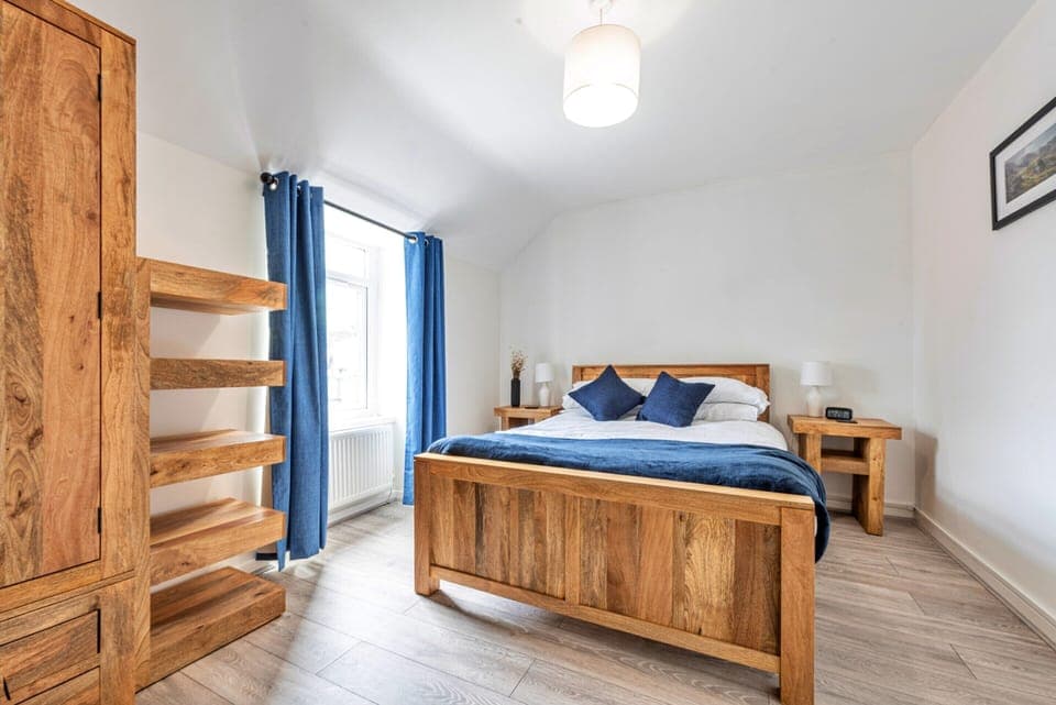 Mobile Home | 3 bedrooms, iron/ironing board