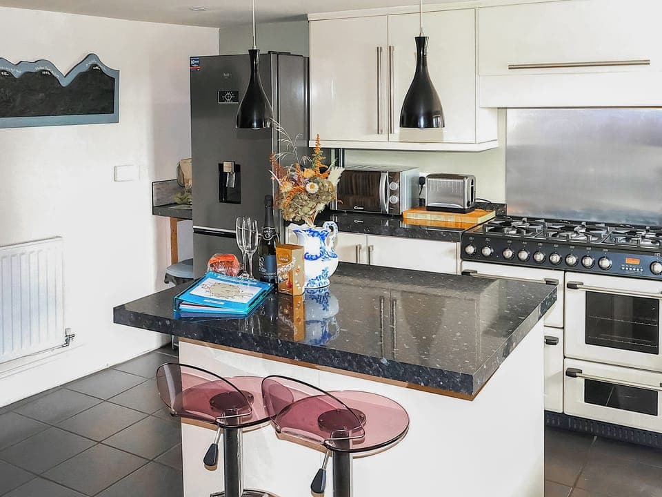 Kitchen | Rallt Cottage, Capel Coch