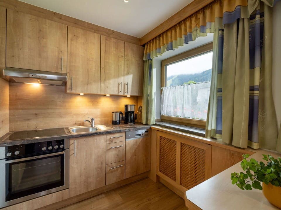 Interior Design, Wood, Kitchen, Furniture, Cabinetry, Flooring, Room, Ceiling, Floor, Countertop