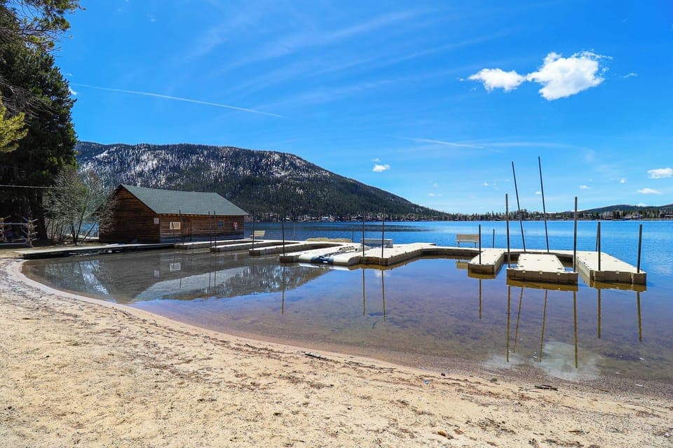 Lemmon Lodge Sand Beach