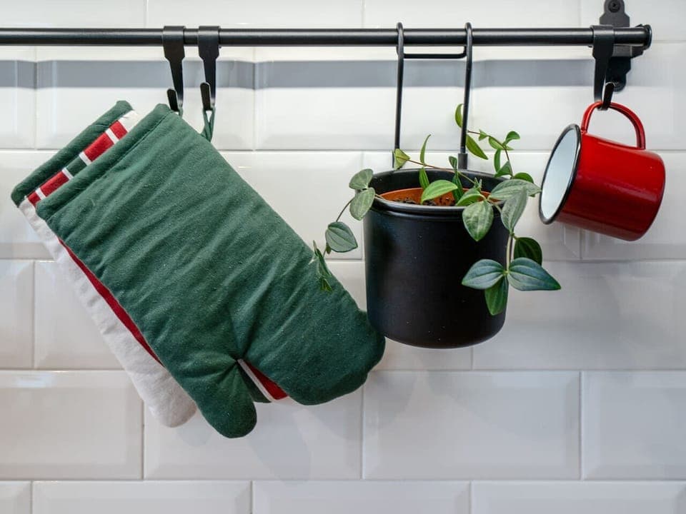 Fully Equipped Kitchen | Book Now with RENTUJEMY.COM