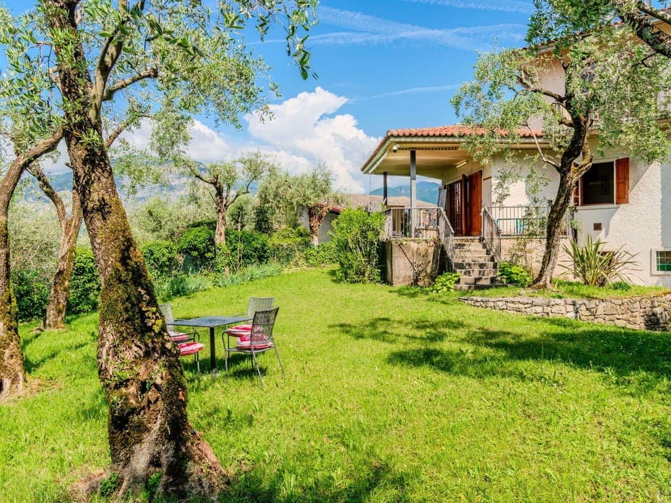 Landscape, Garden, Rural Area, Land Lot, Cottage, Groundcover, Farmhouse, Lawn, Estate, Meadow