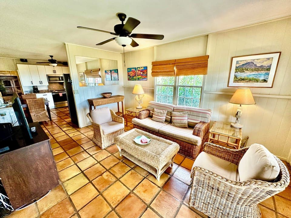 Wonderful ocean view living area!