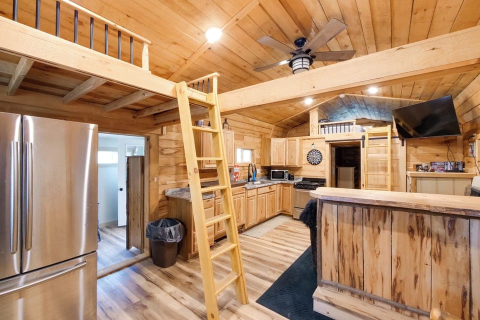 Kitchen | Drip Coffee Pot | Toaster