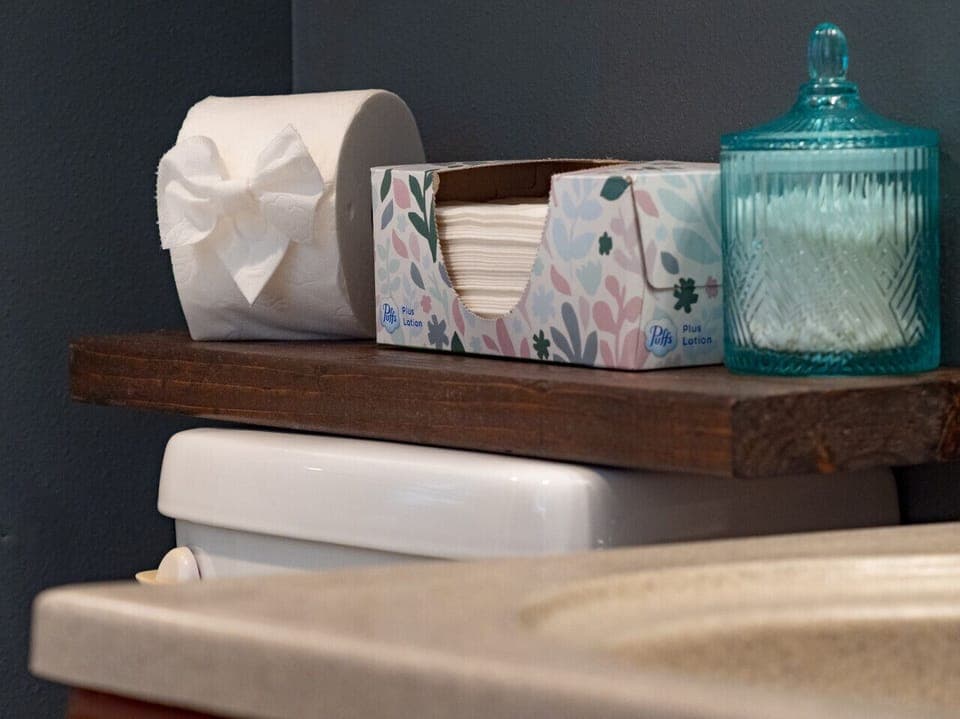 Primary suite with King bed and ensuite bathroom