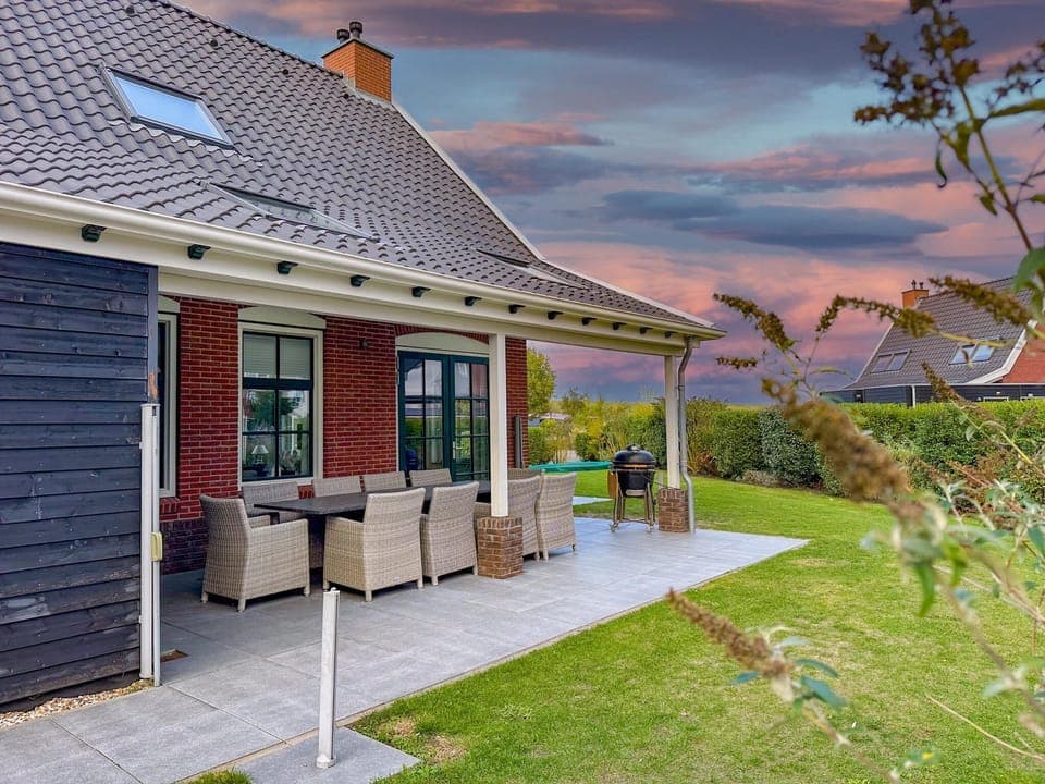 Holiday Home Exterior [summer]