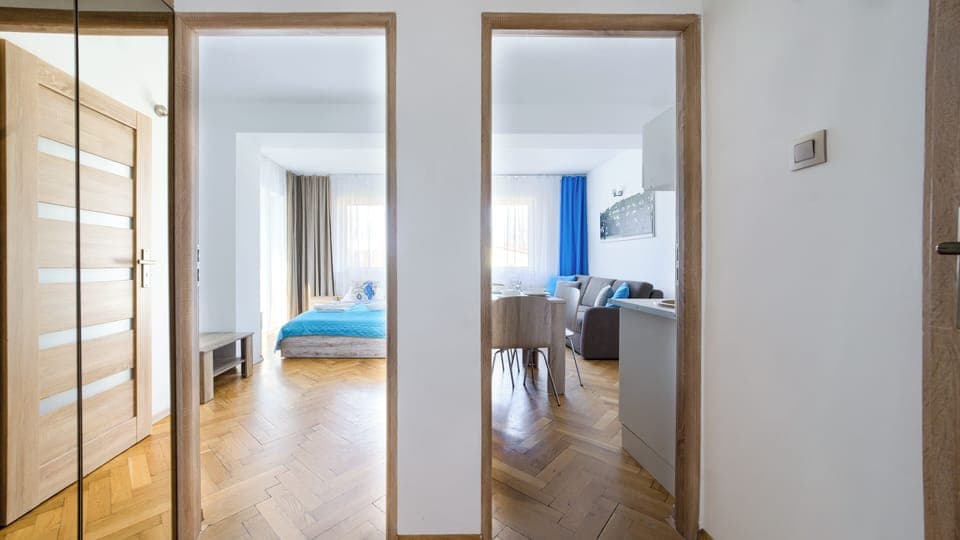 Apartment (303) | Living area | Flat-screen TV