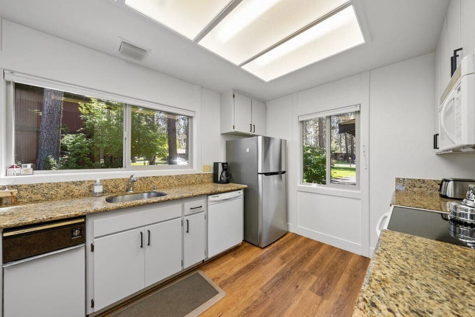 Spacious, fully stocked kitchen