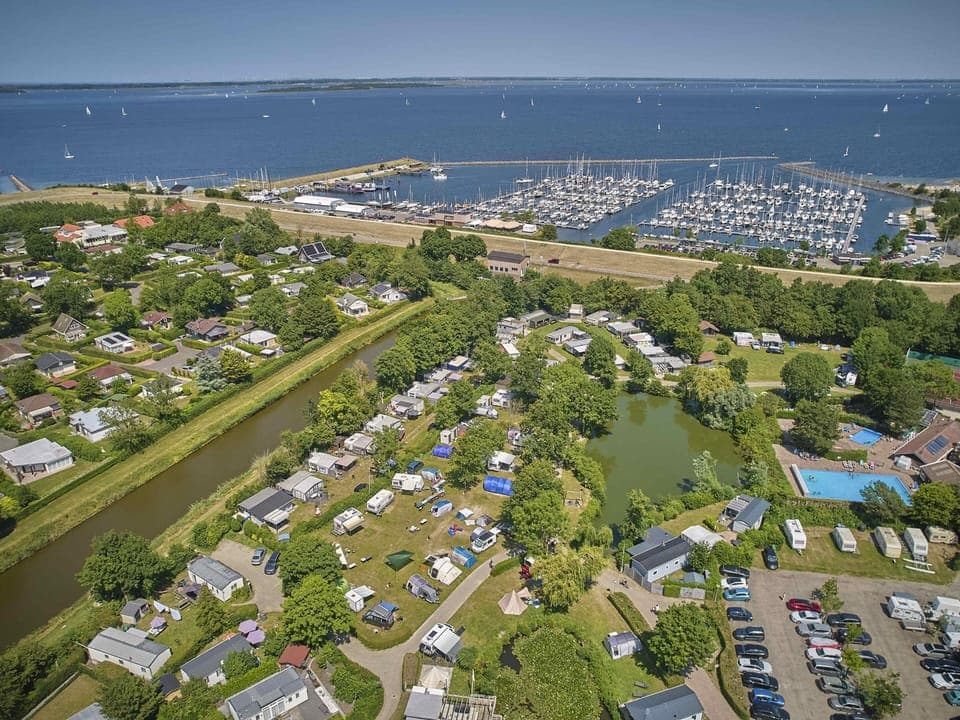 Immediate Surroundings [summer] (<1 km)