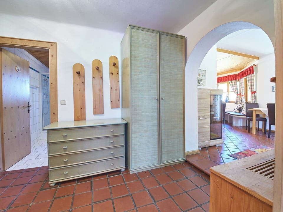 Grand House, Mountain View | Blackout drapes, iron/ironing board, free WiFi