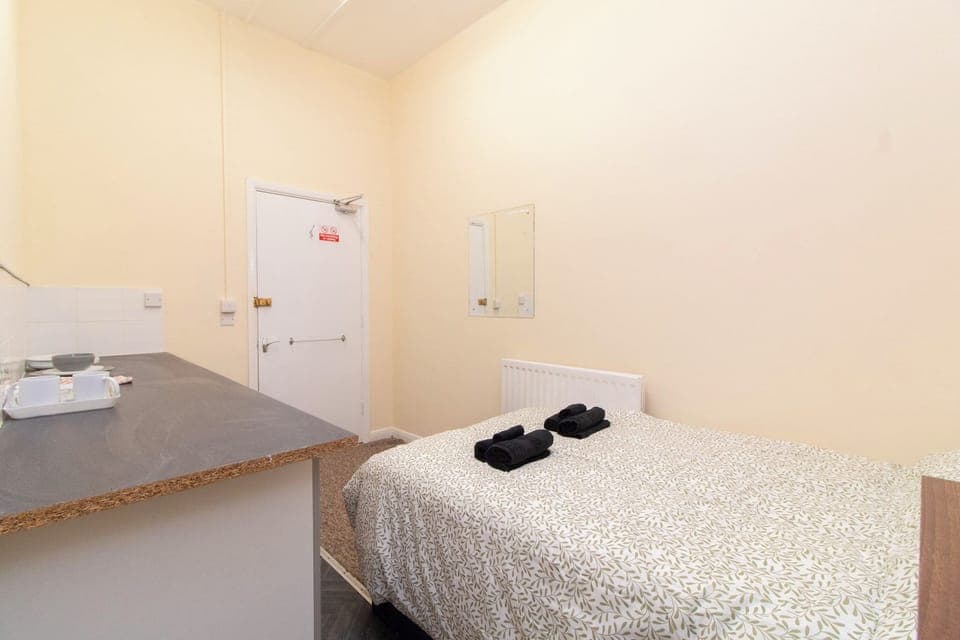 Single Room | Free WiFi