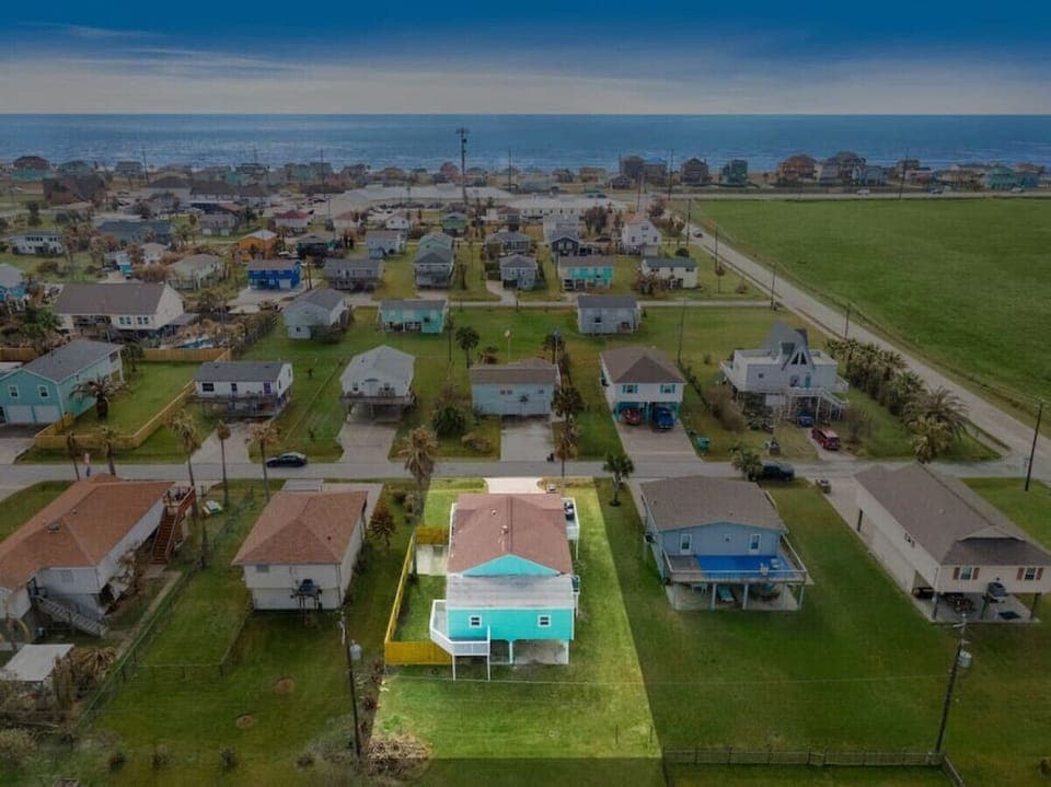 Tour this sprawling abode and kickstart a journey of memorable experiences