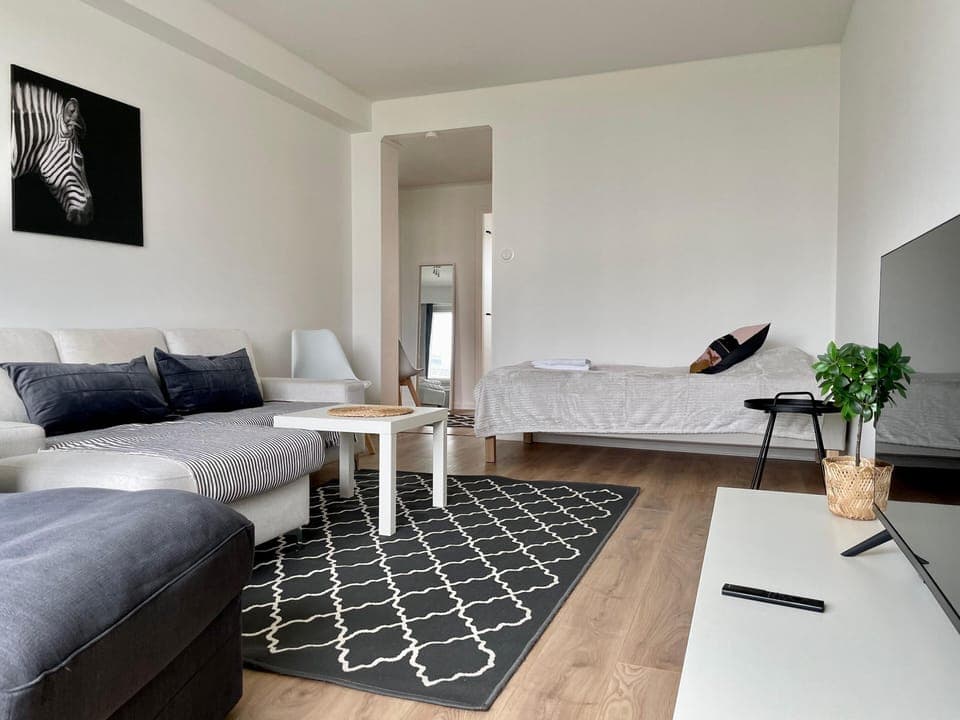 Comfort Apartment, 2 Bedrooms, City View | Iron/ironing board, free WiFi